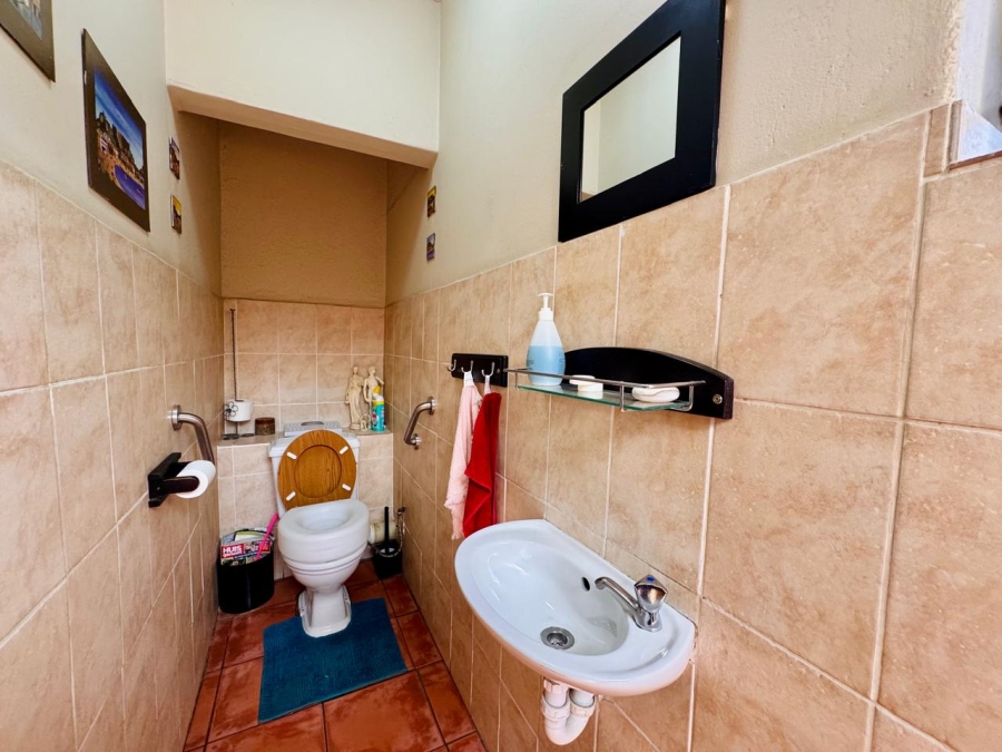 2 Bedroom Property for Sale in Rome Western Cape